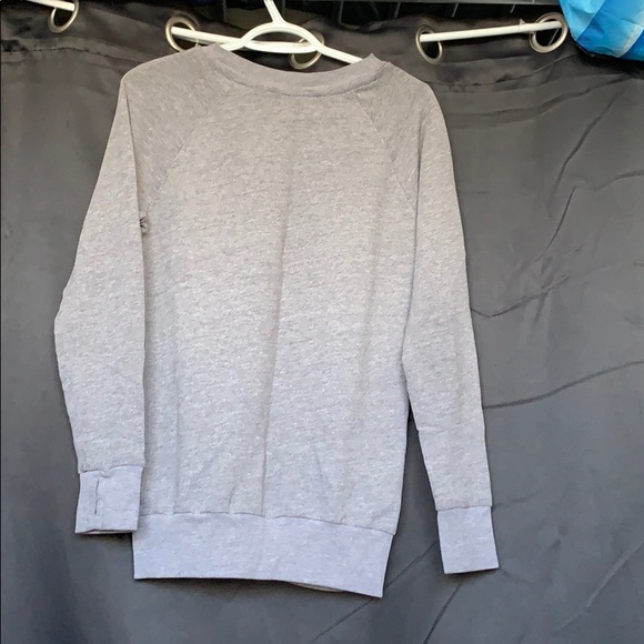 Gray crew neck sweatshirt - Picture 2 of 3